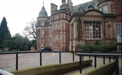 英国爱丁堡龙比亚大学（MBA）